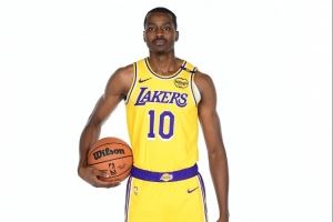 上季场均2.4分2.5板！官宣：克里斯蒂安-科洛克进入湖人夏联名单